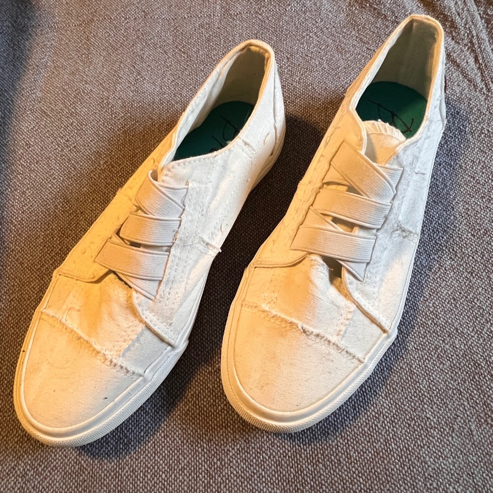 Canvas Slip ons